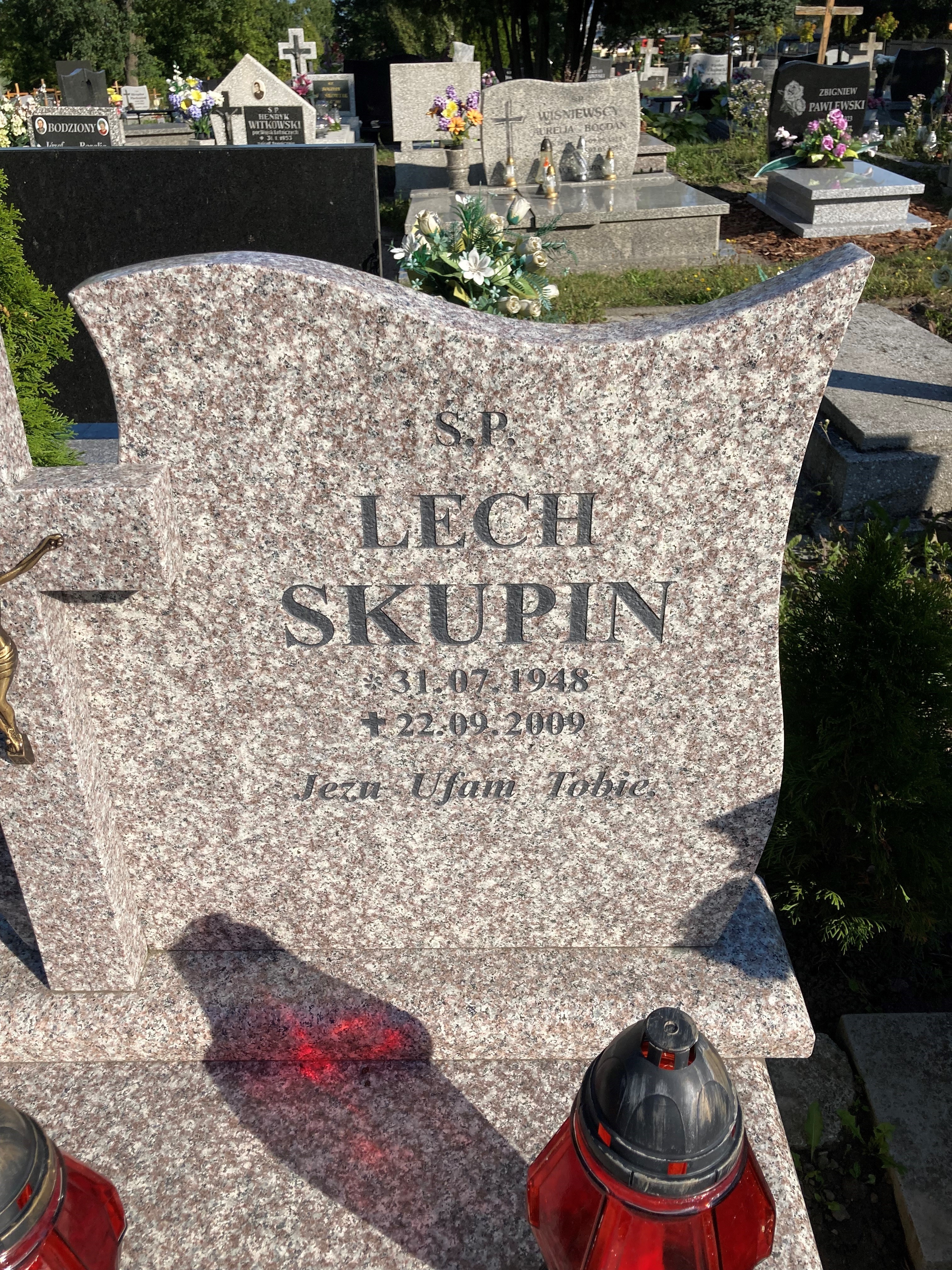 Grób Lech Skupin