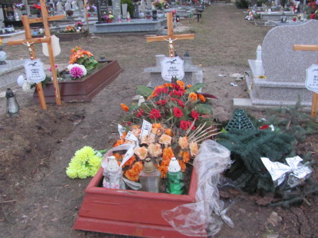 Grób Jerzy Zieliński